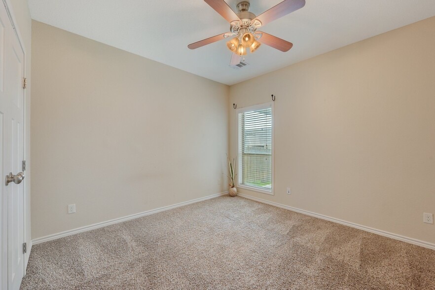 Building Photo - 3609 Haverford Rd