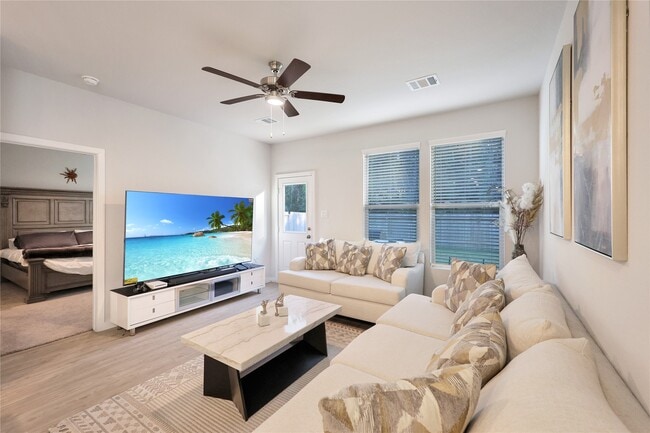 Building Photo - 16858 Pandora Wy