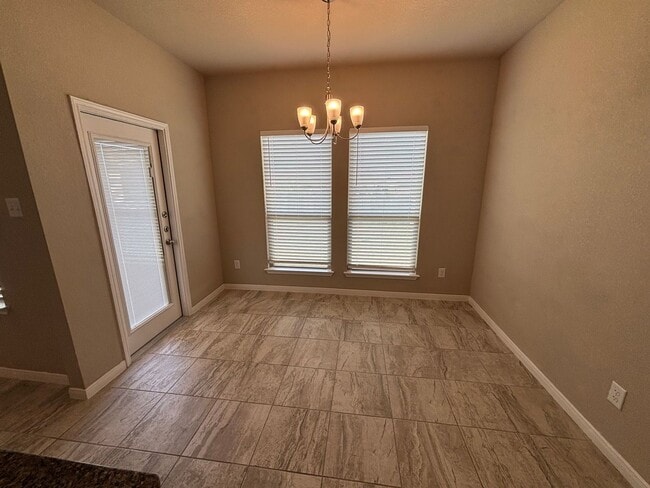 Building Photo - 7717 Hickman St