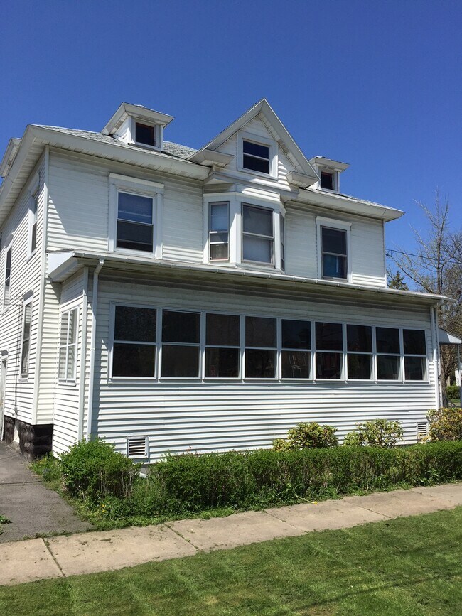 Street View - 501 Park Ave