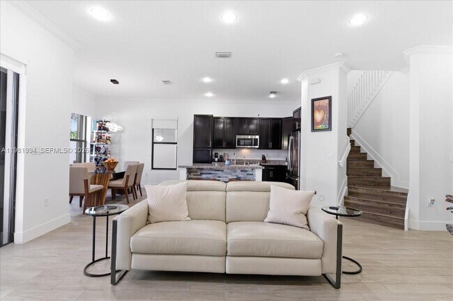 Building Photo - 3407 W 99th Pl