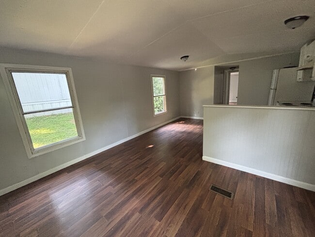 Building Photo - 219 Cherry Tree Dr