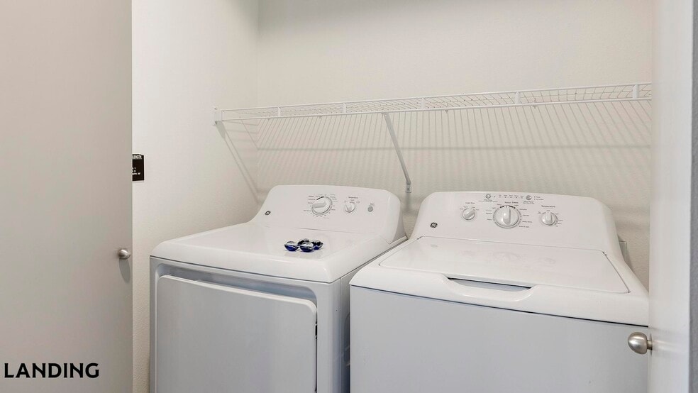 Building Photo - 101 S Center St