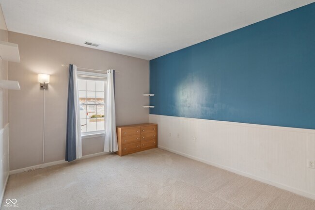 Building Photo - 4320 Hamilton Way
