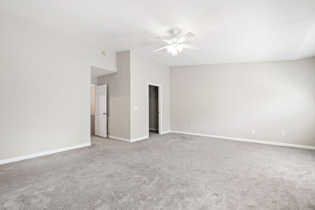 Building Photo - Raleigh Retreat: Modern 3BR Townhome with ...