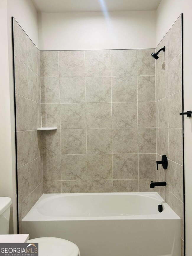 Building Photo - 420 Thatch Ter