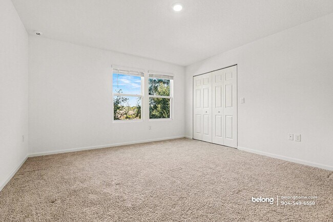 Building Photo - 9067 Gifford Dr