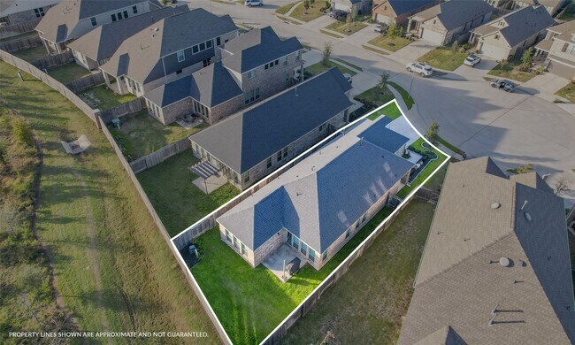 Building Photo - 31115 Albany Brook Ln