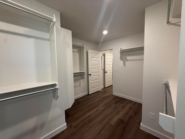 Building Photo - 3001 138th Pl