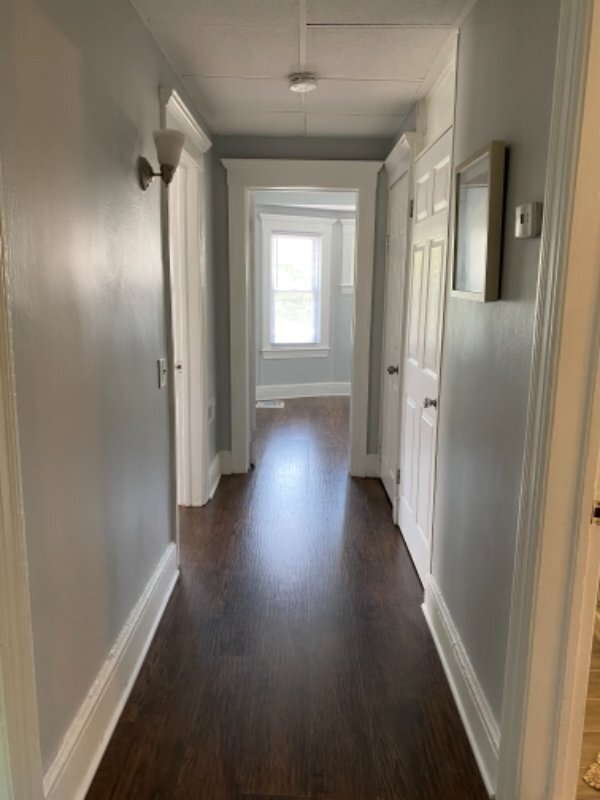 Building Photo - 1 W Franklin St