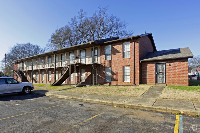 Primary Photo - Monroe Villa II