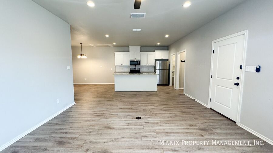Building Photo - 2401 Quitman Ave