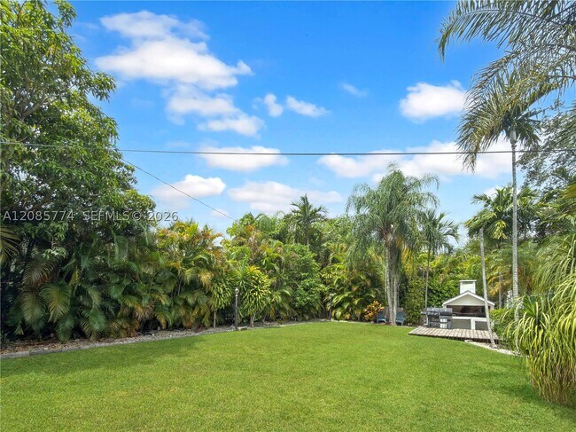 Building Photo - 3128 Coconut Grove Dr
