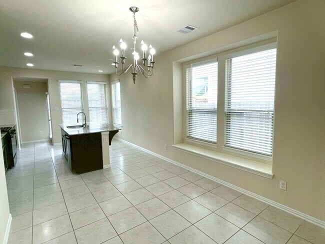 Building Photo - 1518 Summer City Dr