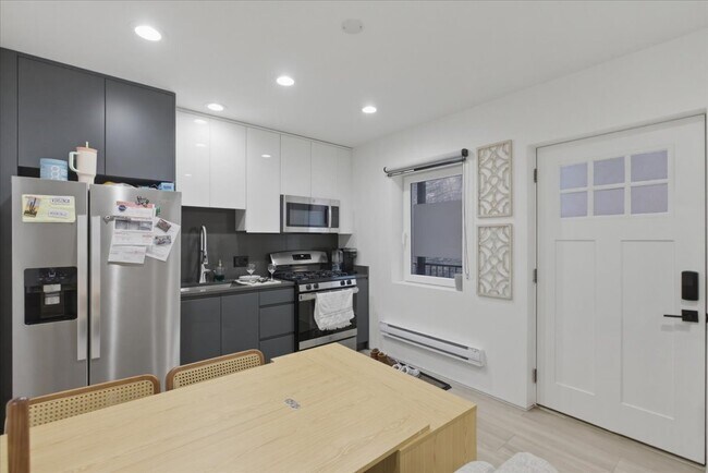 Building Photo - 1025 N Harlem Ave