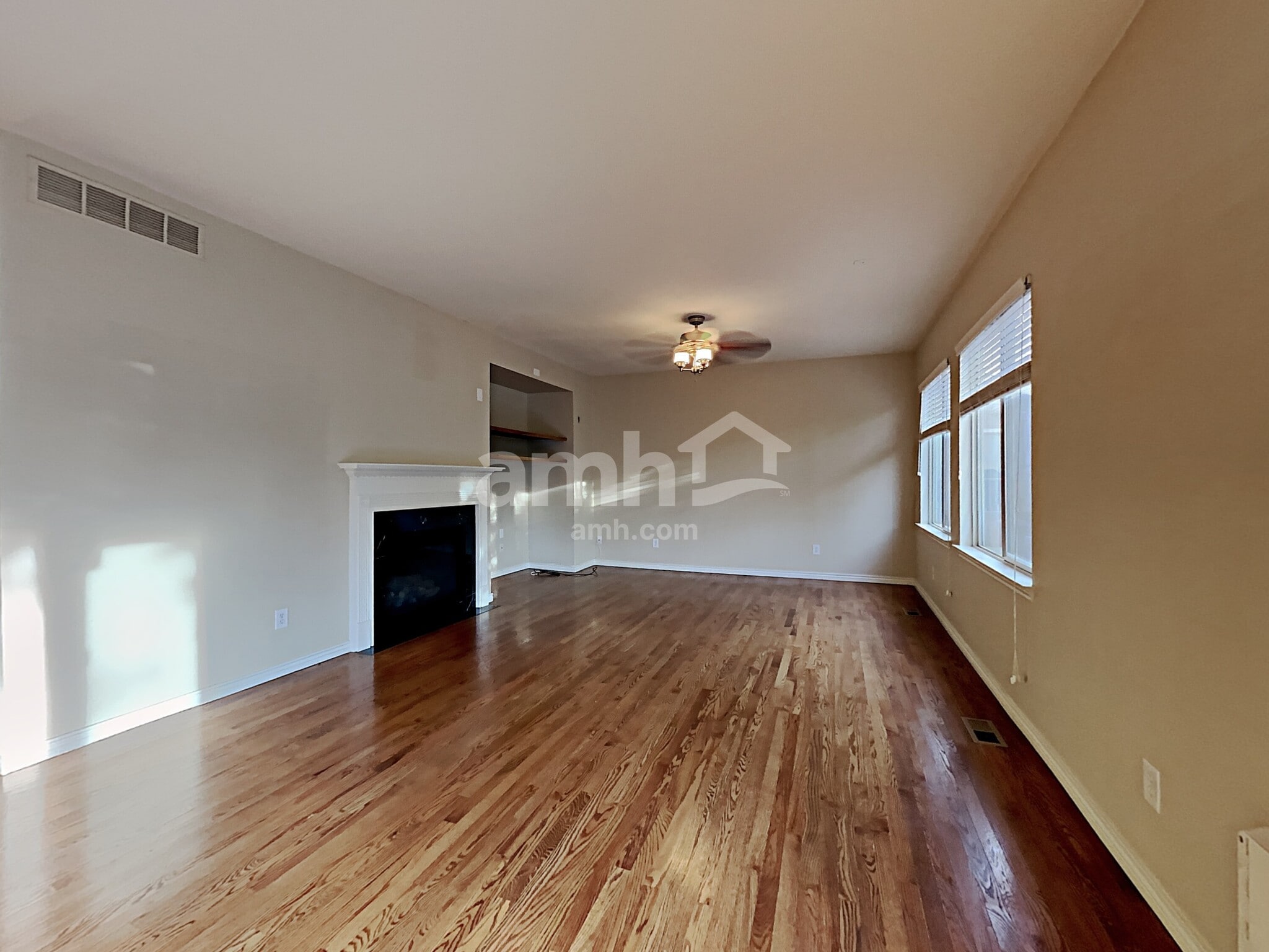 Building Photo - 12204 Hannibal St