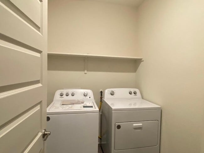 Building Photo - 18024 Stefano Dr