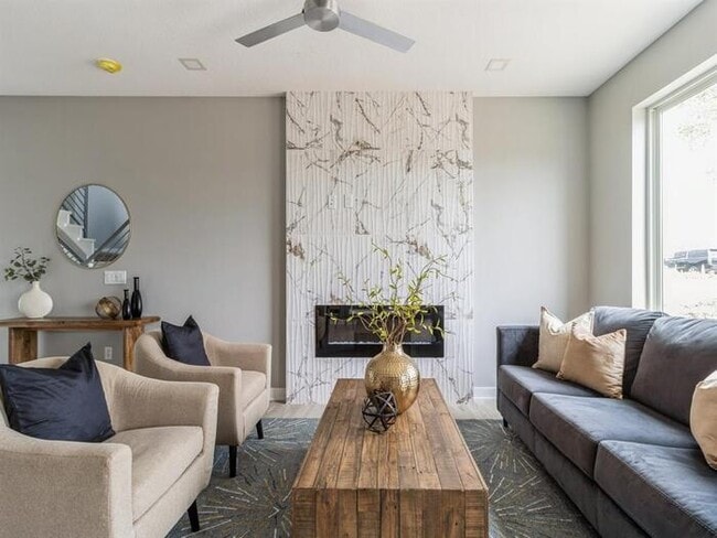 Building Photo - 15570 Rocklyn Place