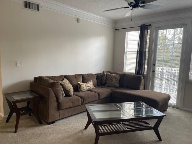 Building Photo - 9849 Baywinds Blvd