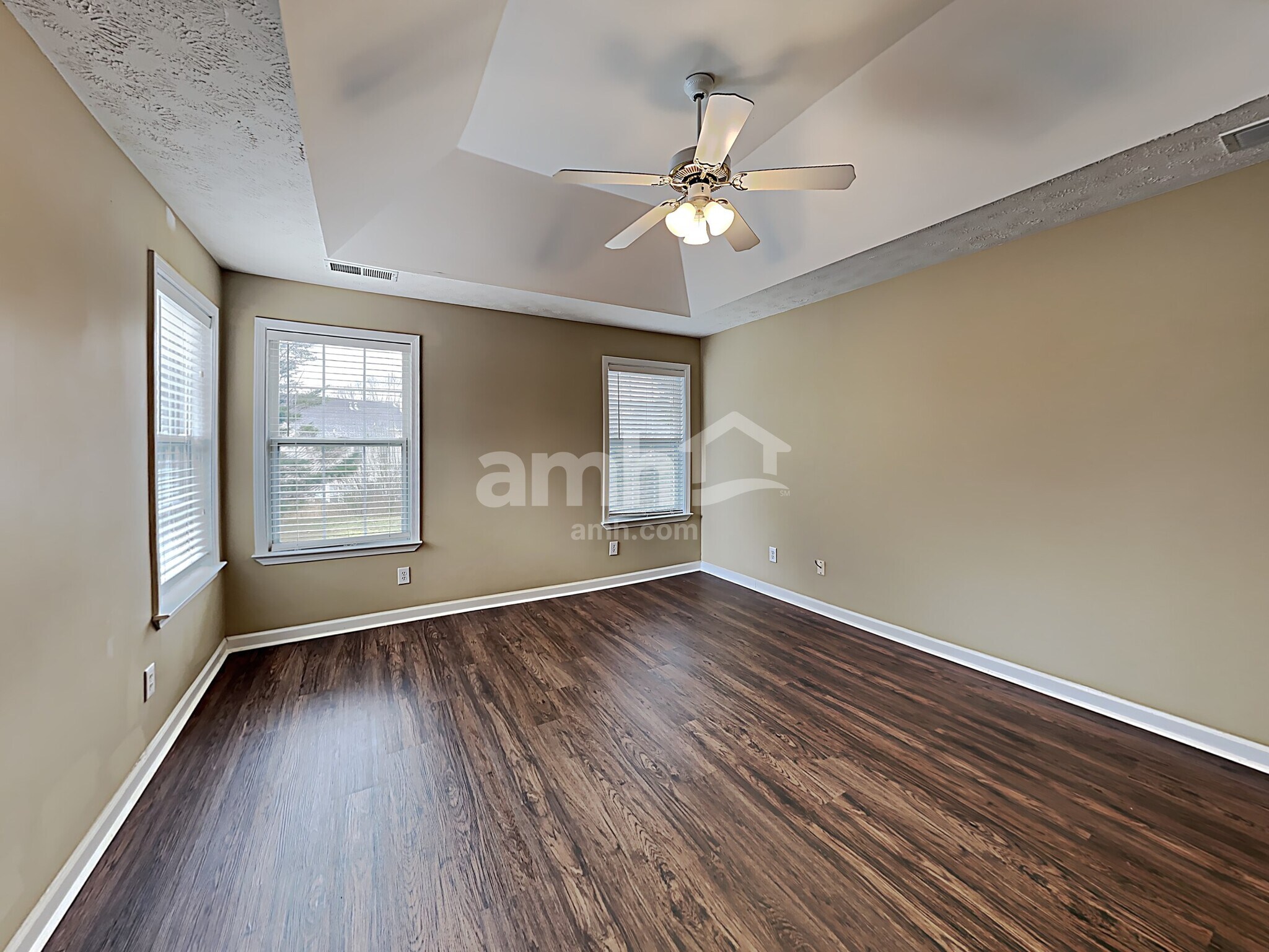 Building Photo - 3915 Madison Bnd NW