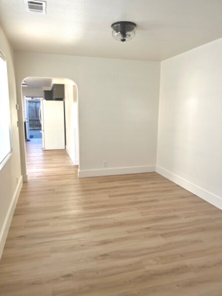 Building Photo - 345 Military E