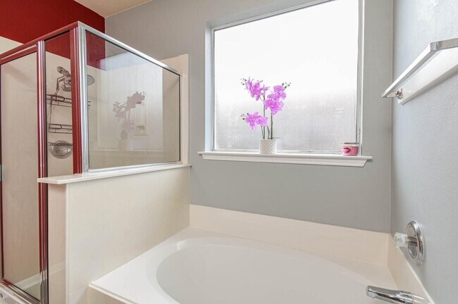 Building Photo - 21706 Owl Canyon Dr