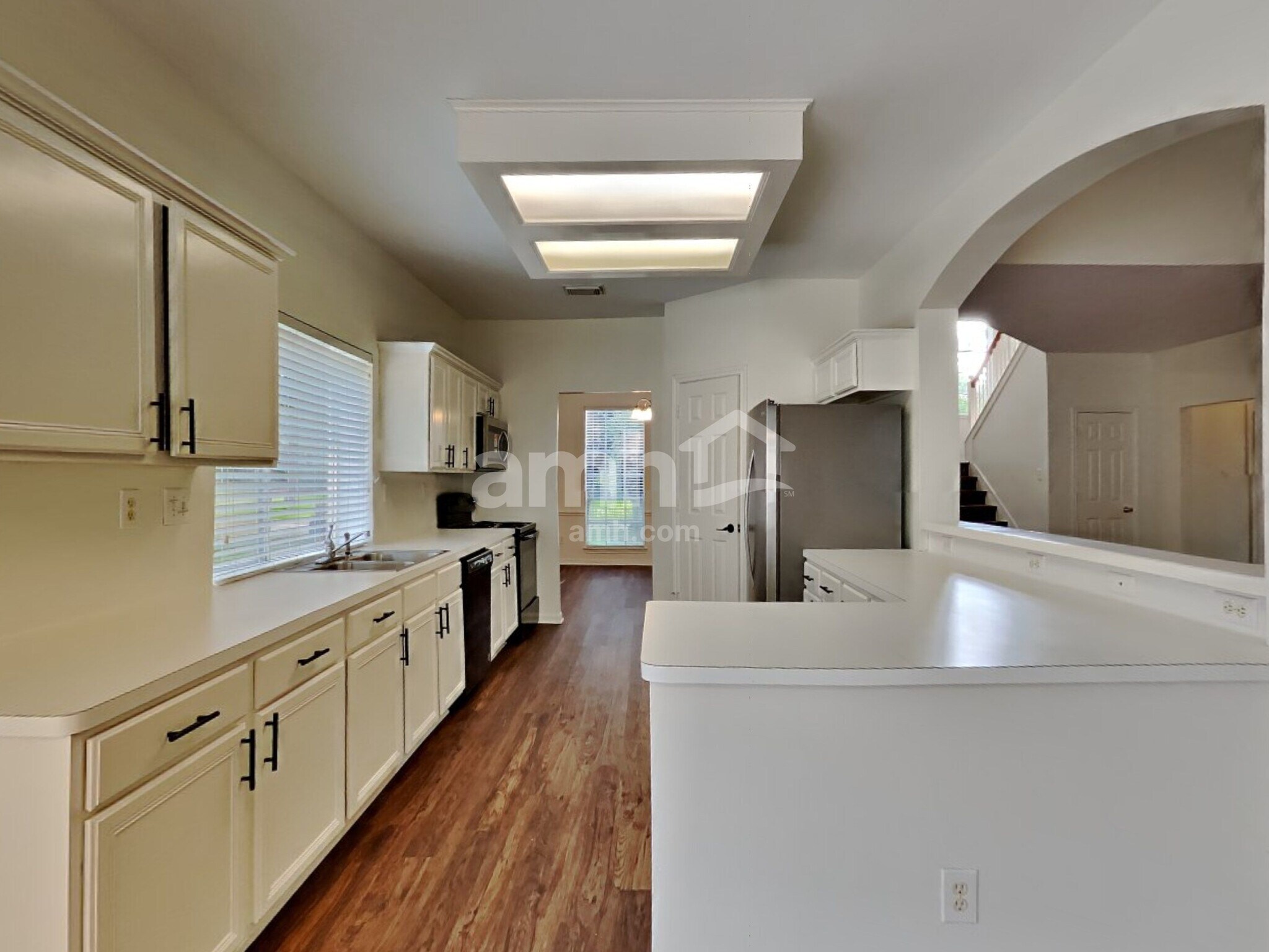 Building Photo - 2036 Pembroke Bay Dr