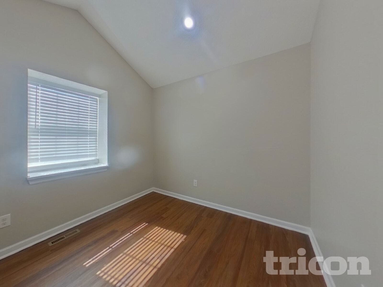 Building Photo - 1304 Circle