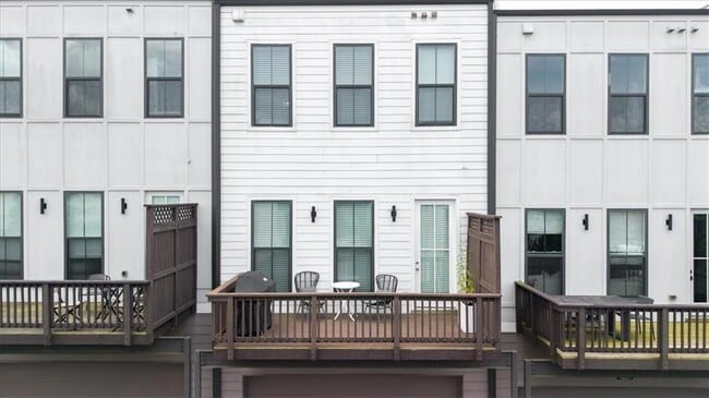 Building Photo - 1829 La Dawn Ln NW