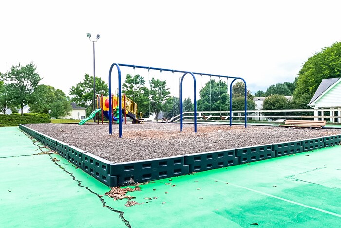 Building Photo - 1024 Allegiance Dr