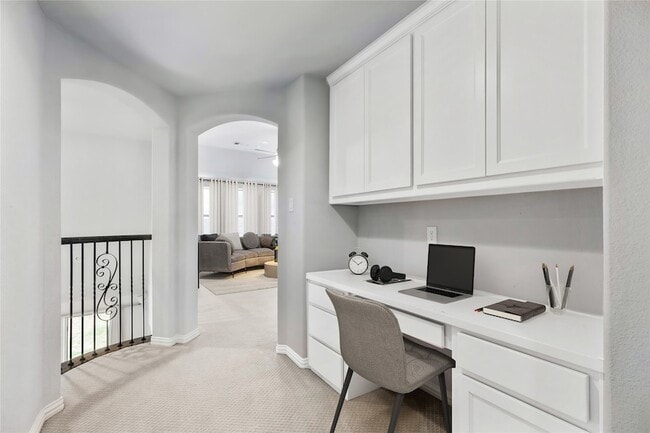 Building Photo - 1304 Damsel Caitlyn Dr