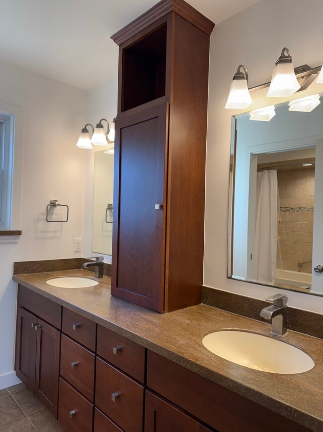 Building Photo - 3506 Moberly Rd