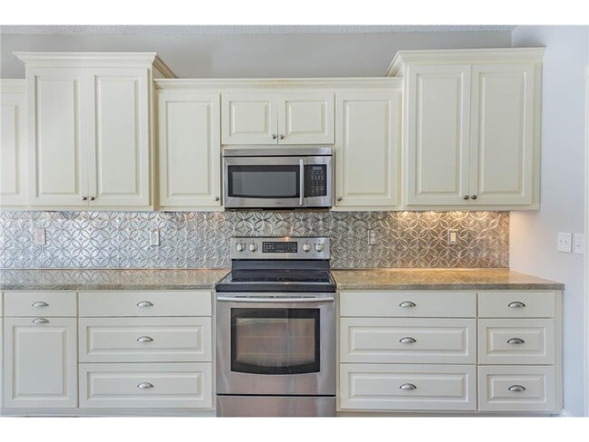 Building Photo - 1464 Ravoux Ln