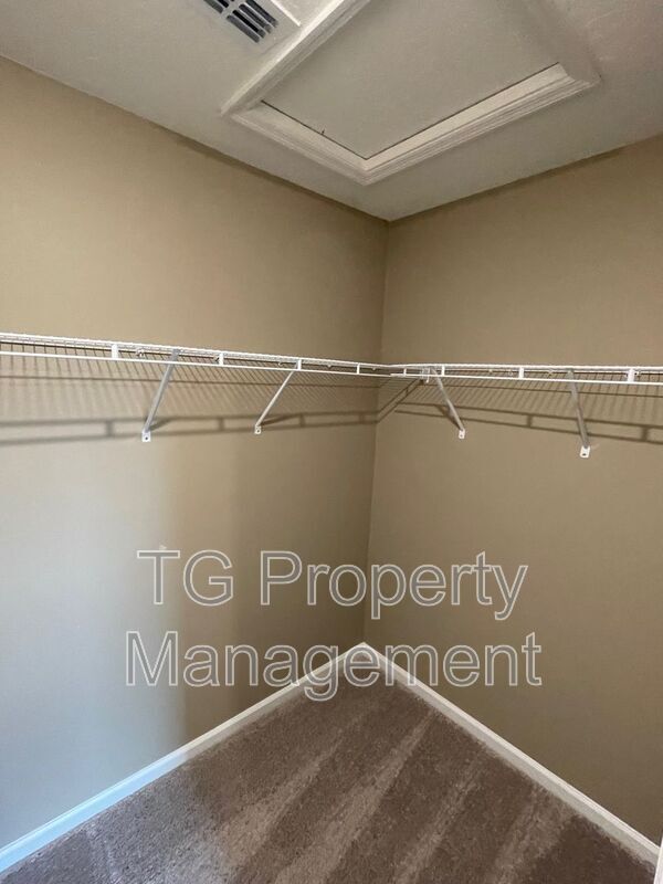 Building Photo - 99 Great Star Ct
