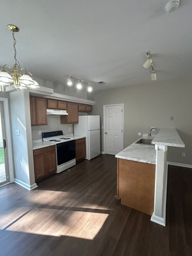 Building Photo - Beautiful Ranch home in Masterson Station                260615