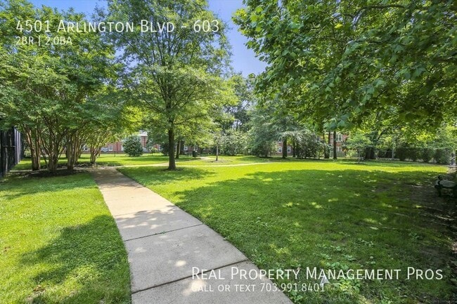Building Photo - 4501 Arlington Blvd