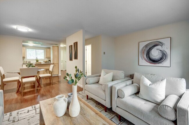 Building Photo - Sunnyvale Meadows Condo