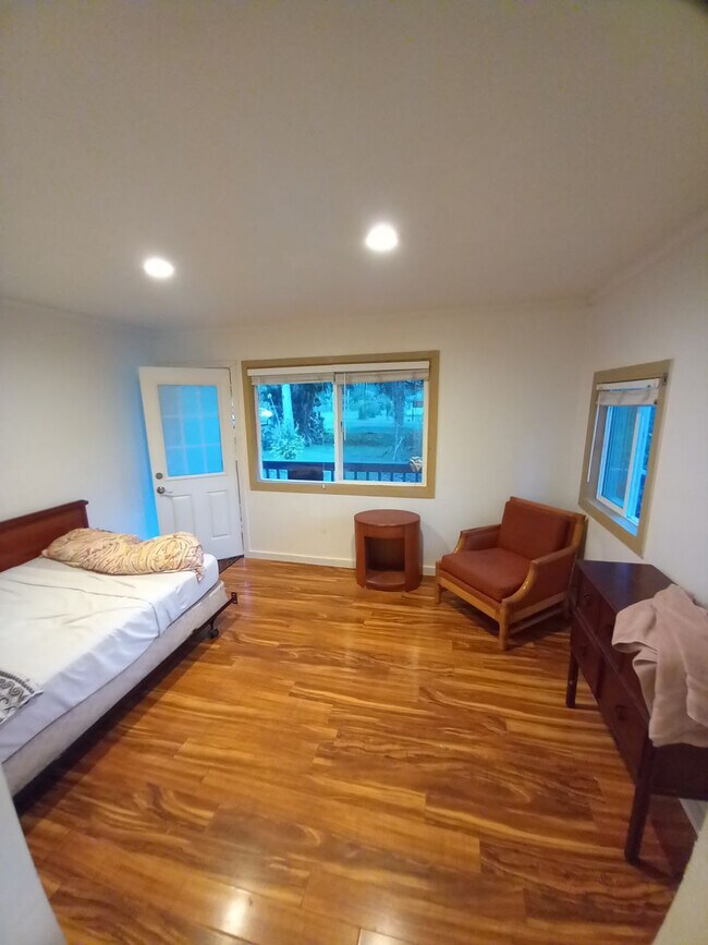 Building Photo - 3 Ala Loop