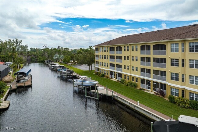 Building Photo - 1799 Four Mile Cove Pkwy