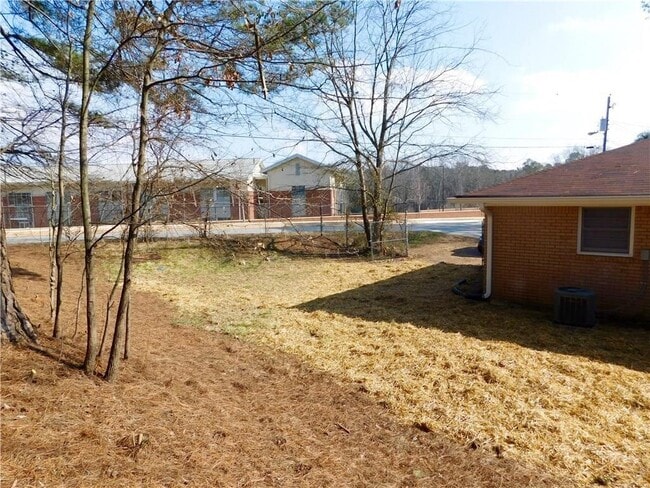 Building Photo - 260 Opal Dr