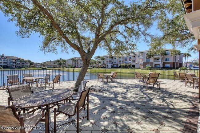 Building Photo - 6440 Borasco Dr