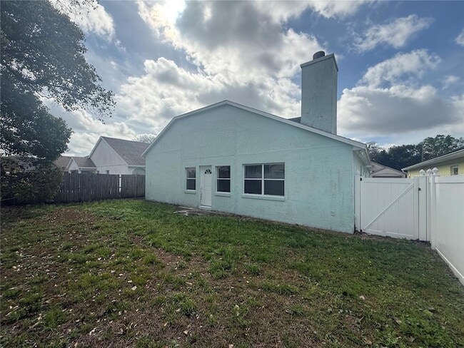 Building Photo - 2073 River Park Blvd