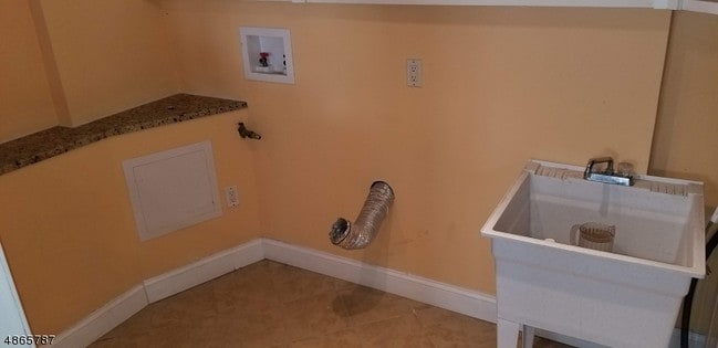 Building Photo - 1789 Vauxhall Rd