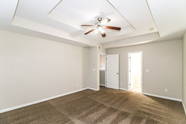 Building Photo - 965 Revere Way