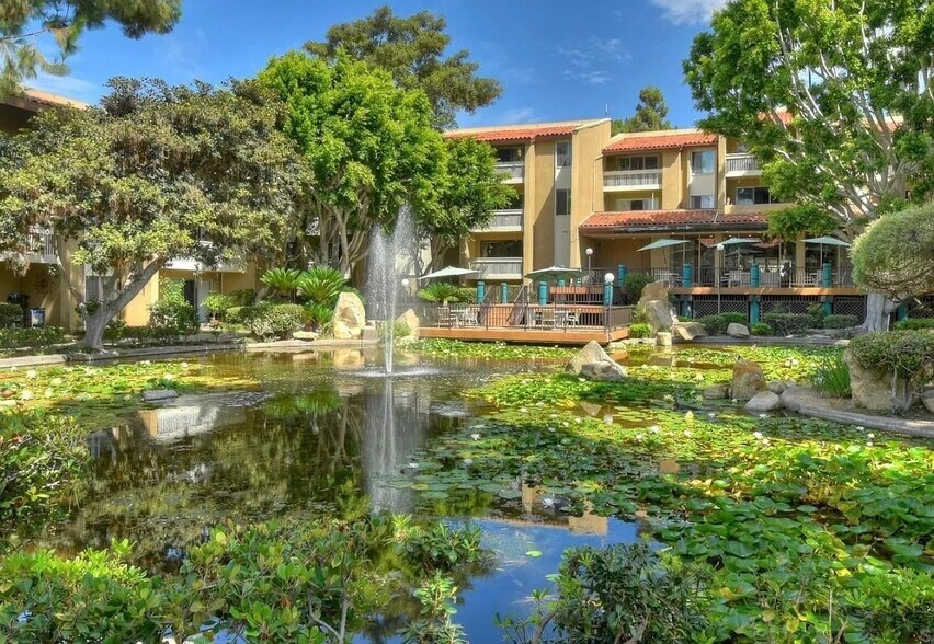 Building Photo - 4600 Lamont St