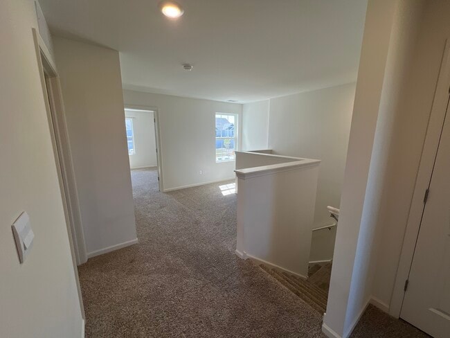 Building Photo - 7615 Violet Ln