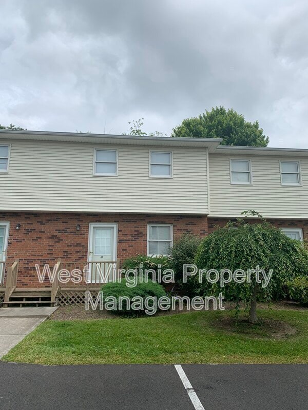 Building Photo - 143 Cardinal Wy