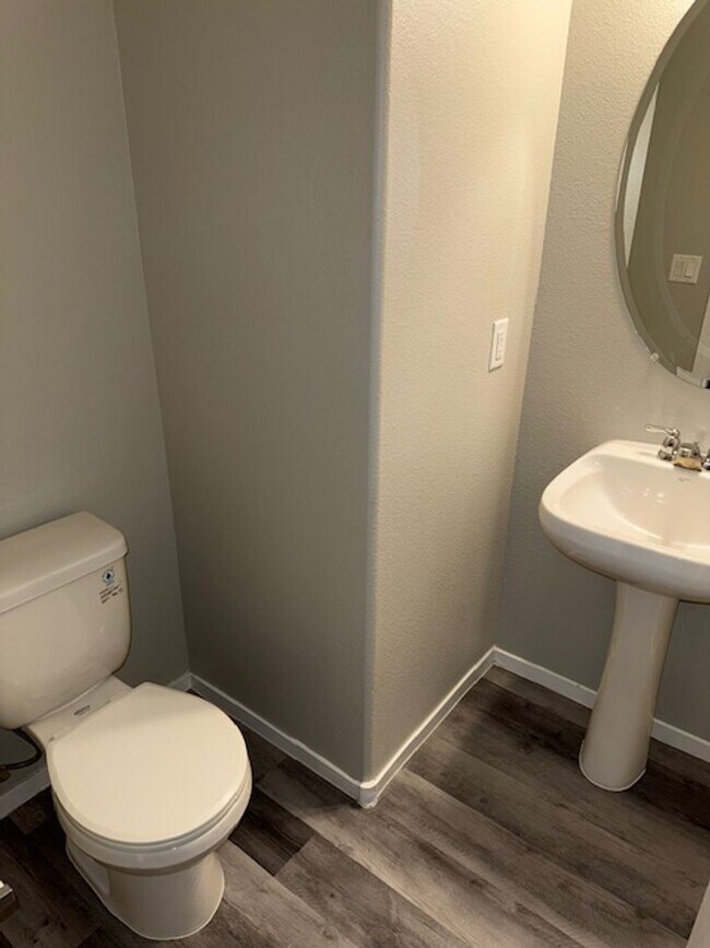 Building Photo - 2-STORY HOME FOR RENT IN HENDERSON