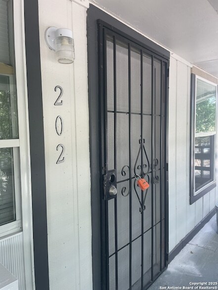 Building Photo - 4818 Monterey St