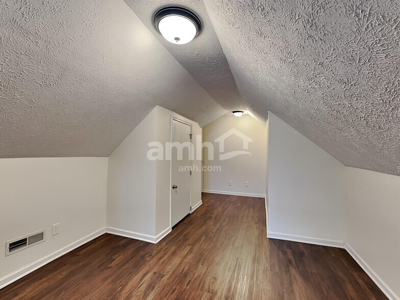 Building Photo - 3310 Patcole Ct